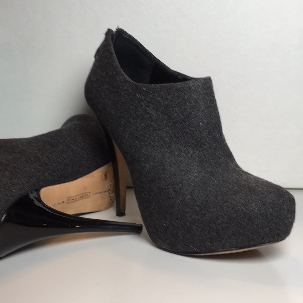 Vince Camuto heeled ankle booties